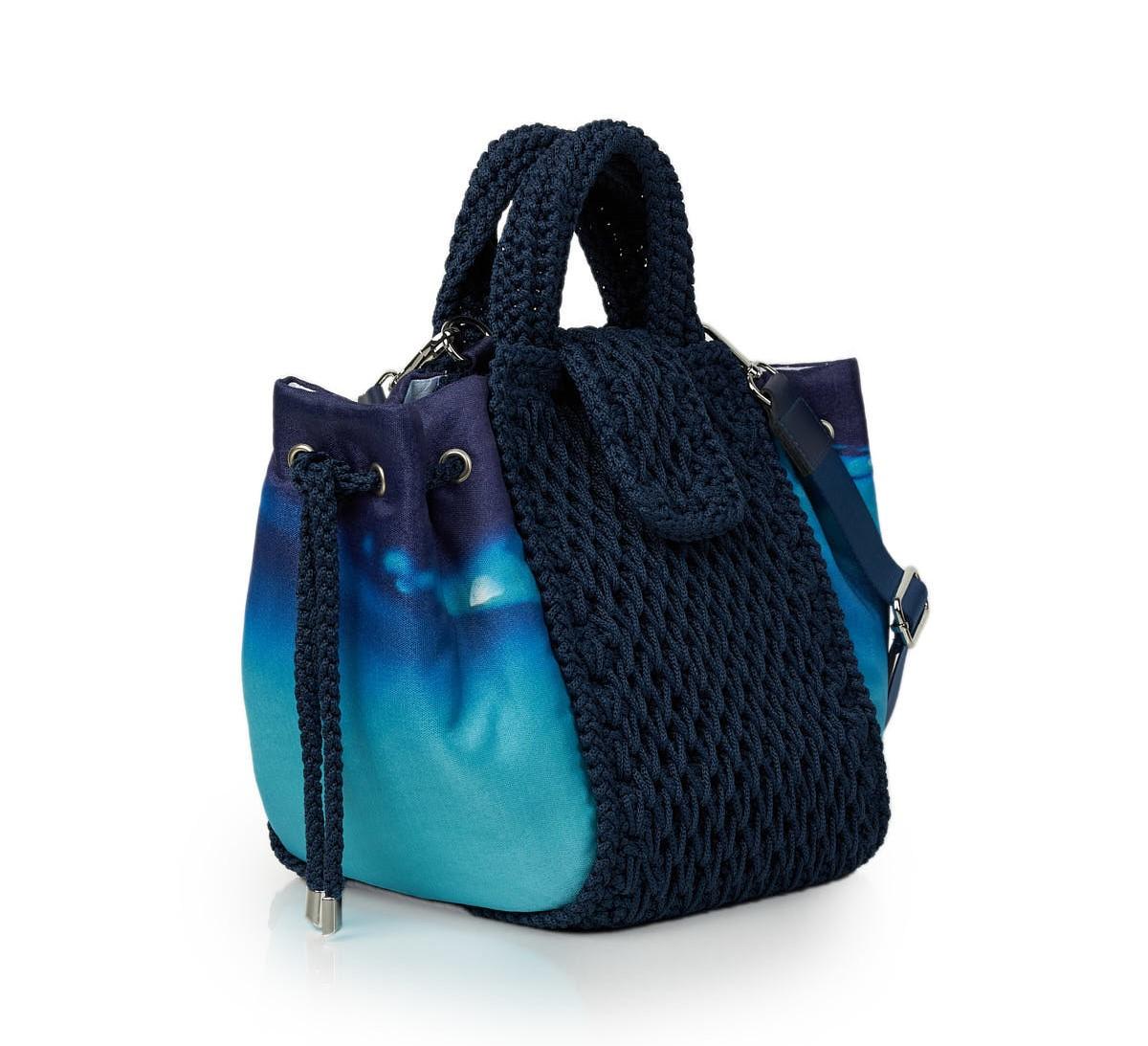 Η Ecstasea Tote Bag, η πρώτη δημιουργία της συλλογής MARINA VERNICOS X MISS POLYPLEXI