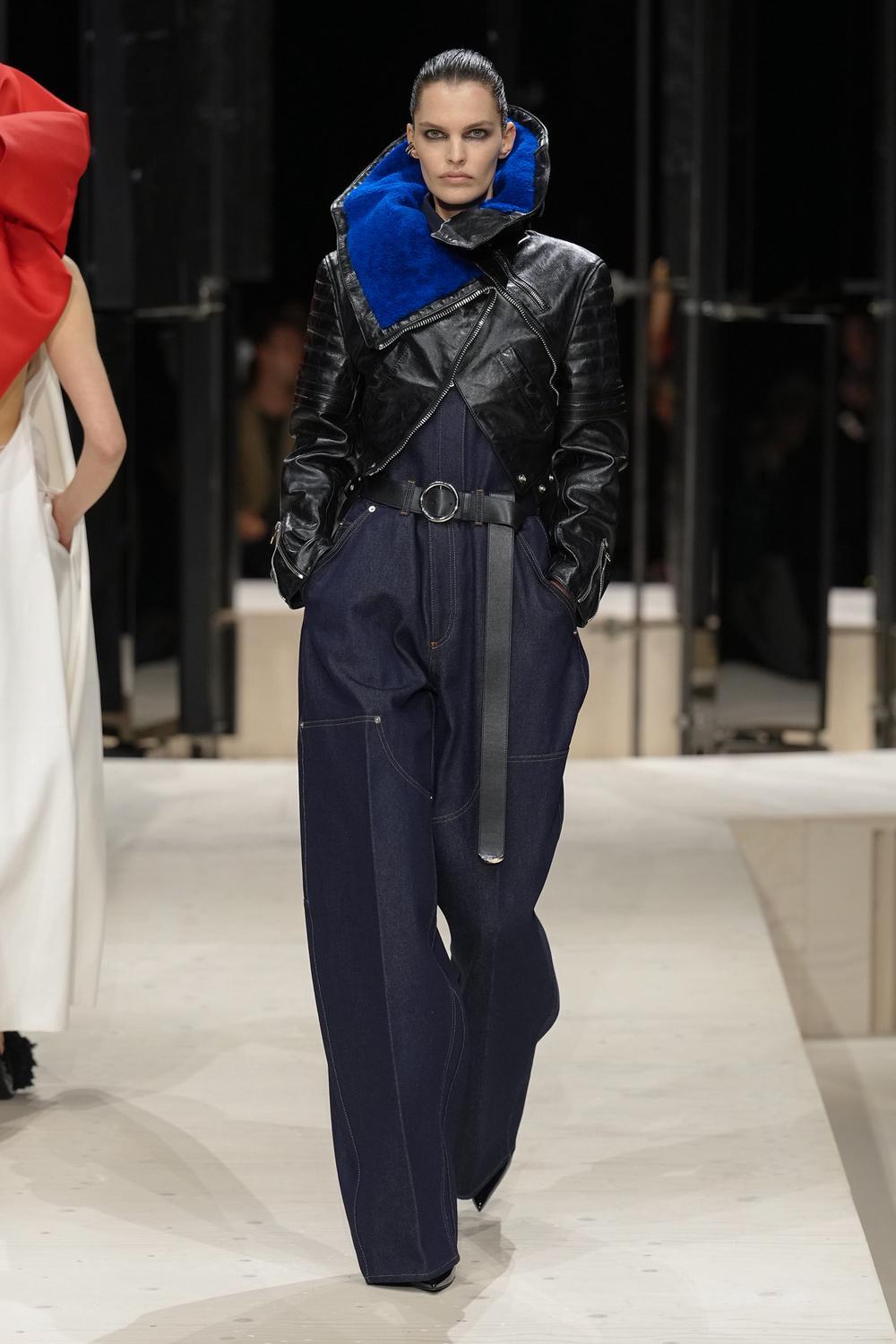 credit: fhcm.paris / Givenchy / Paris Fashion Week 2026