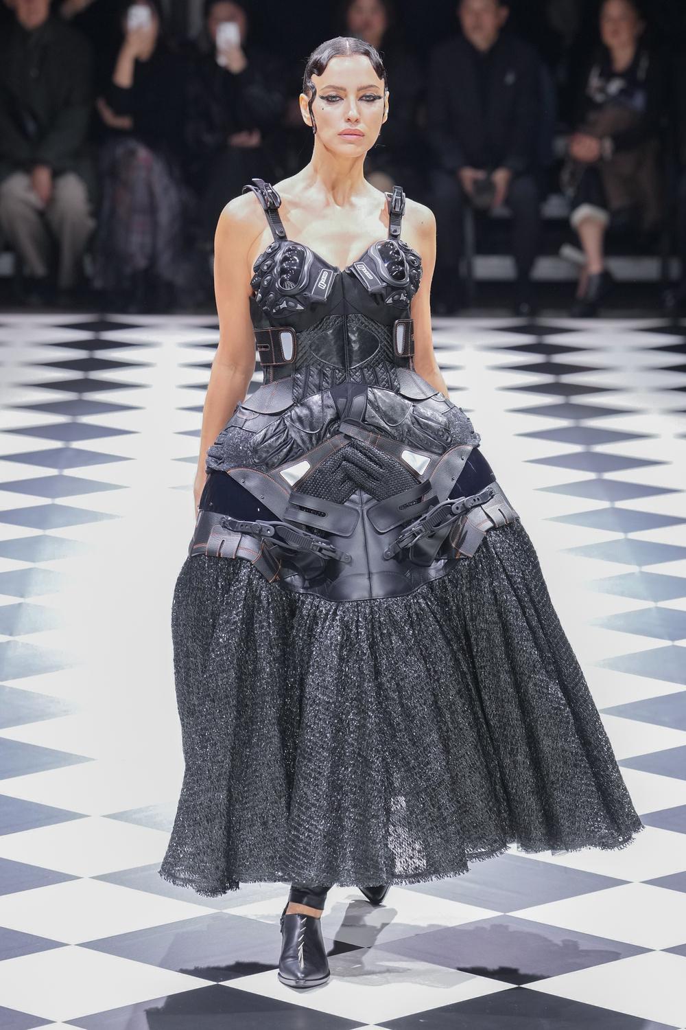 credit: fhcm.paris / Junya Watanabe / Paris Fashion Week 2026