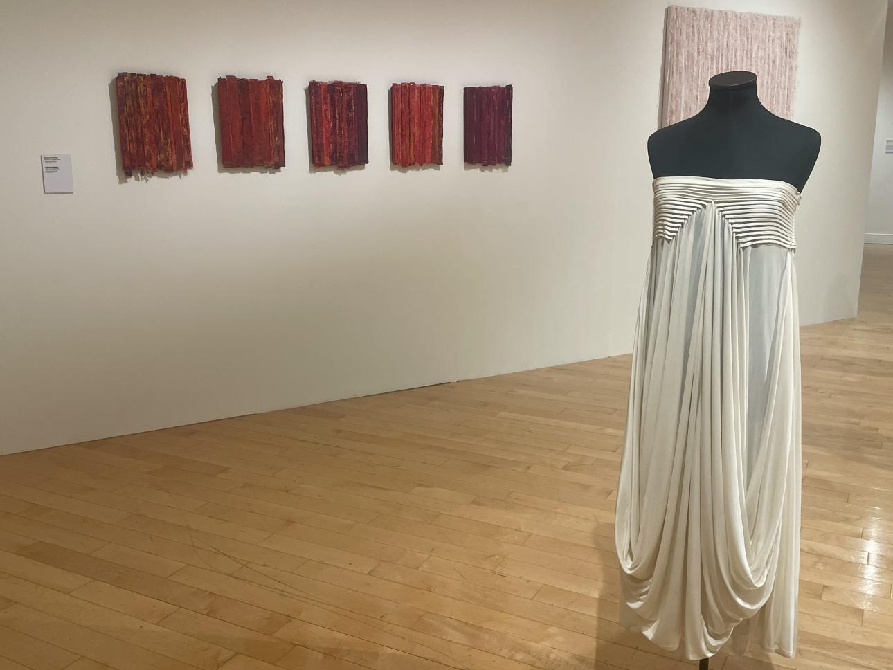 Άποψη της έκθεσης Copyright Μαριλένα Βρανά για το Bovary