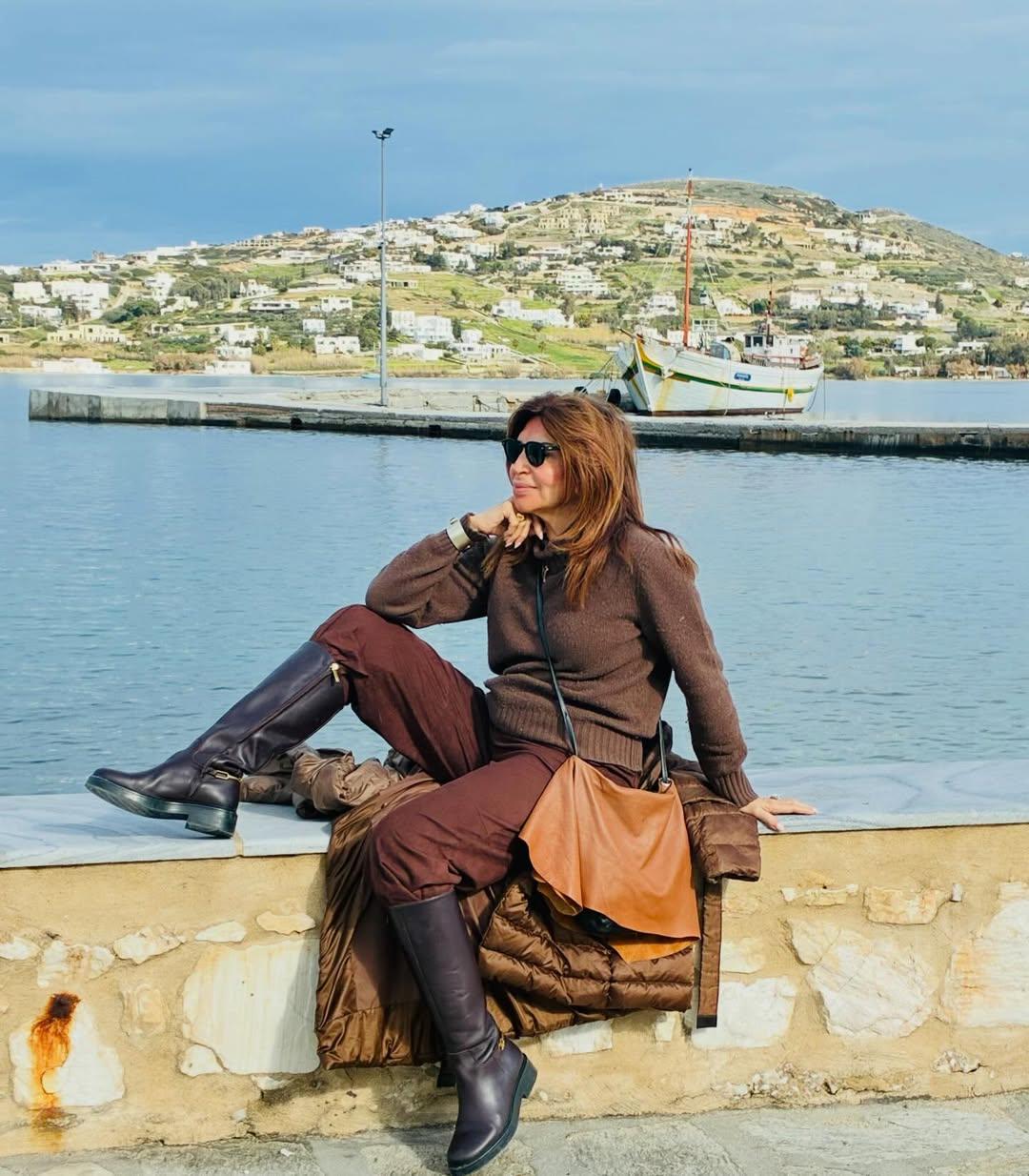 Η Μιμή Ντενίση σε ταξίδι της στην Πάρο/Φωτογραφία: IG @mimi_denissi