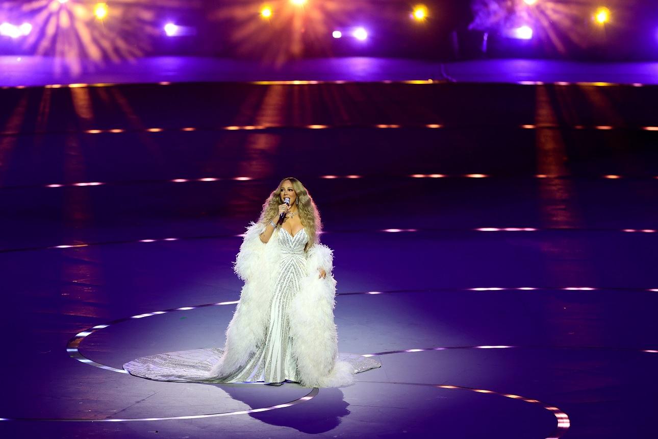 Η Μαράια Κάρεϊ στη φαντασμαγορική τελετή έναρξης/Φωτογραφία AP