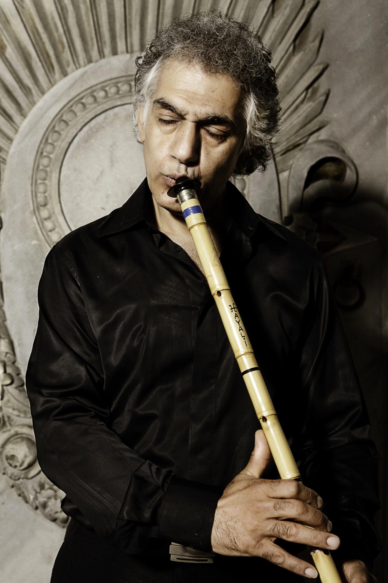  Omar Faruk Tekbilek 