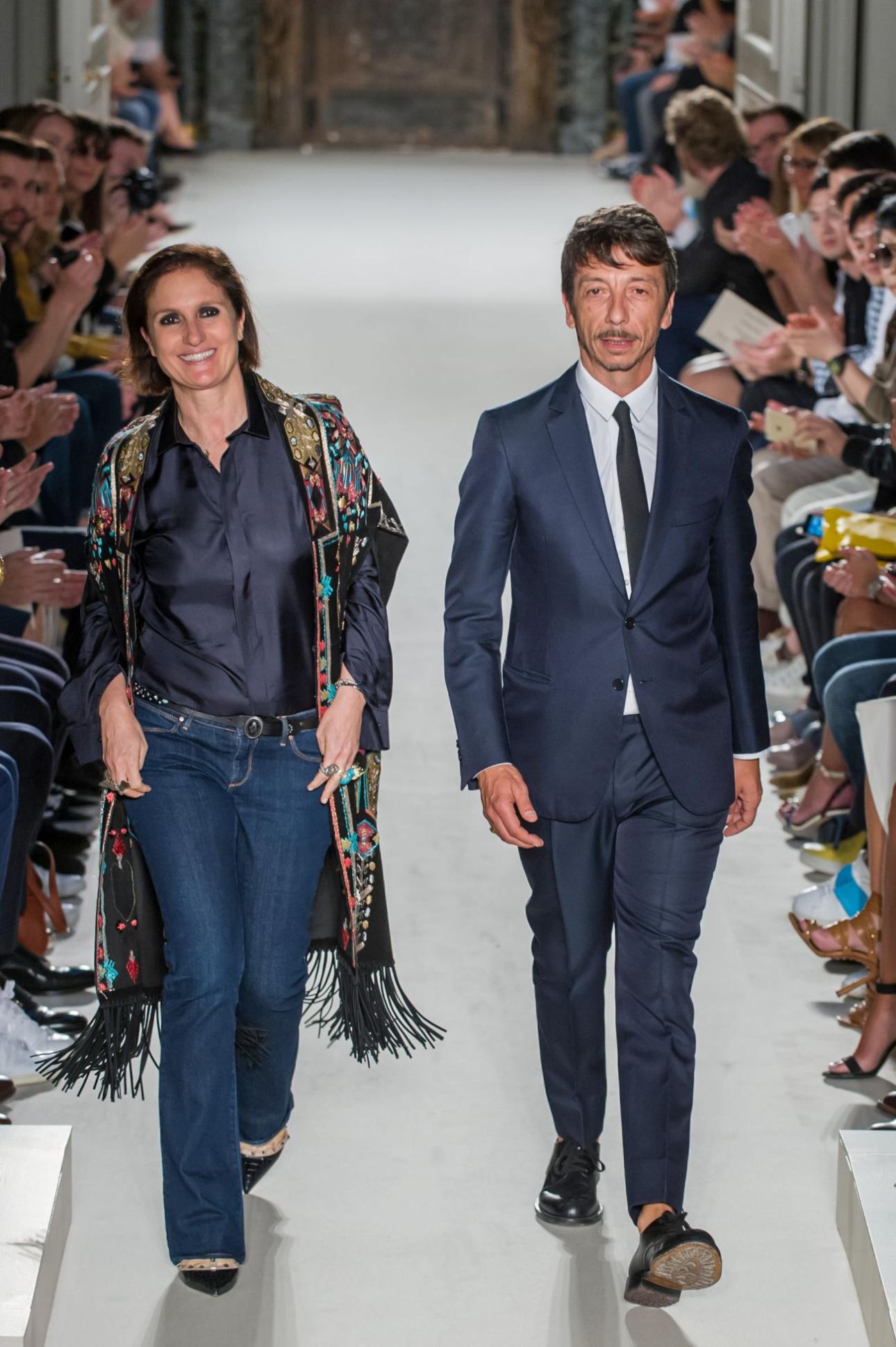 Maria Grazia Chiuri και Pierpaolo Piccioli στο show του Valentino FW 2016-2017 Haute Couture/Φωτογραφία: AP Images
