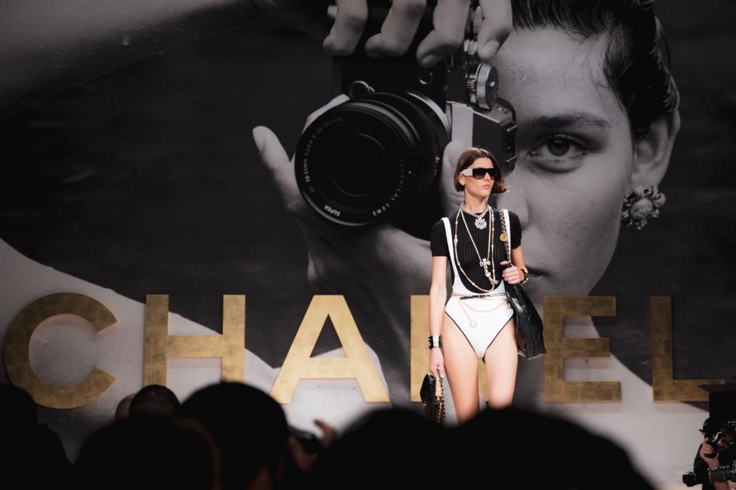 μοντέλα στο show της Chanel
