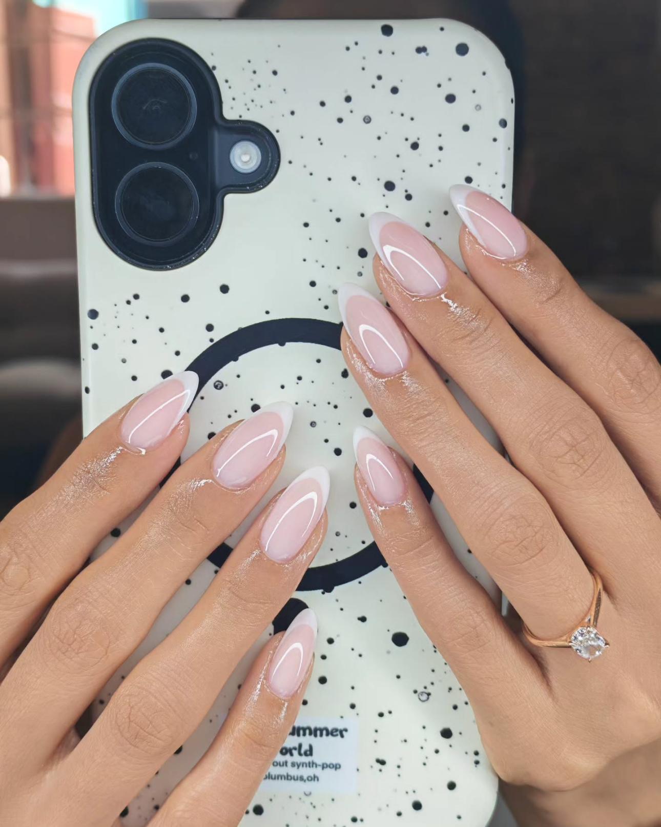 Φωτογραφία/ Instagram: @nine5_nails