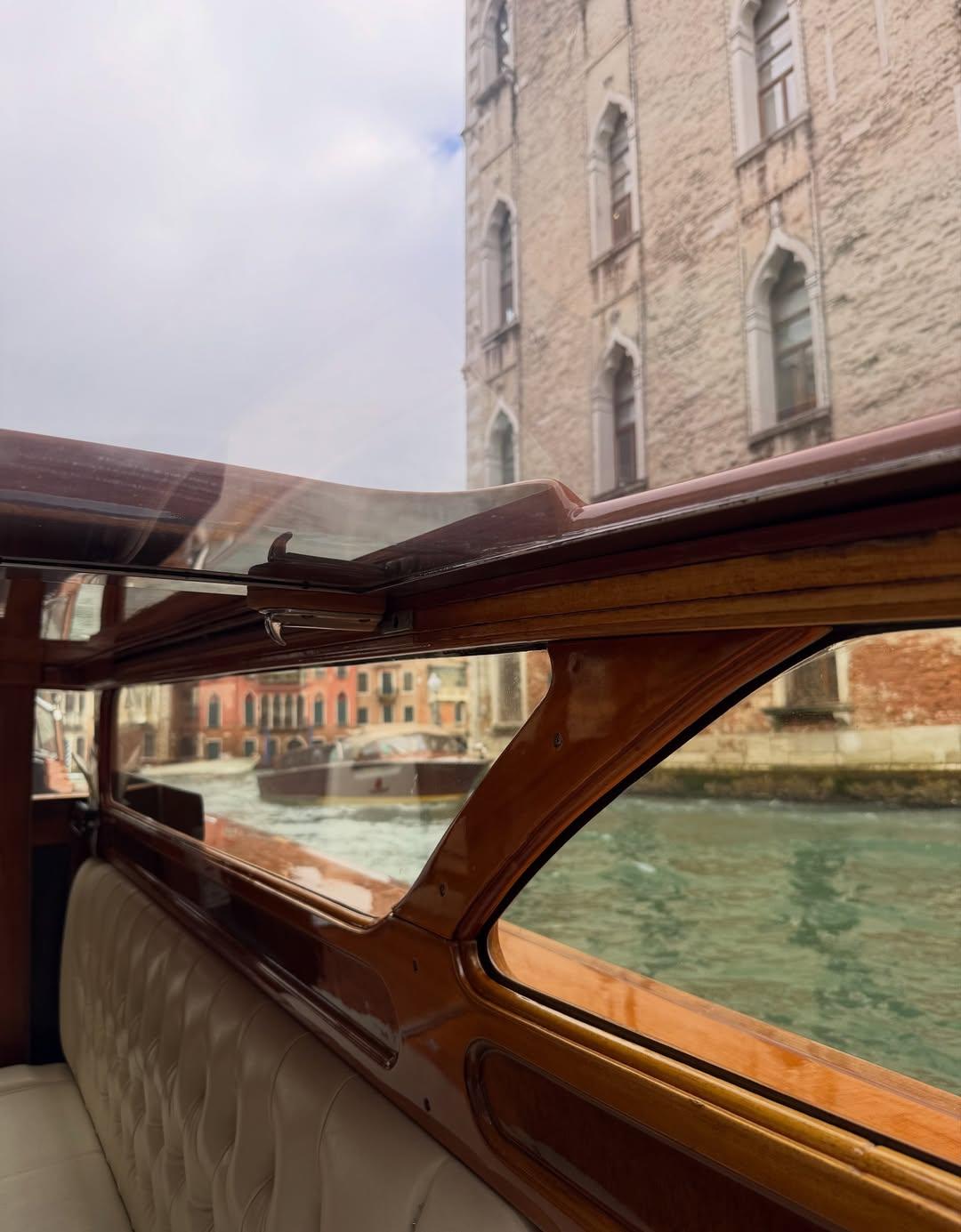 Βόλτα με γόνδολα/ @konstantinaspyropoulou