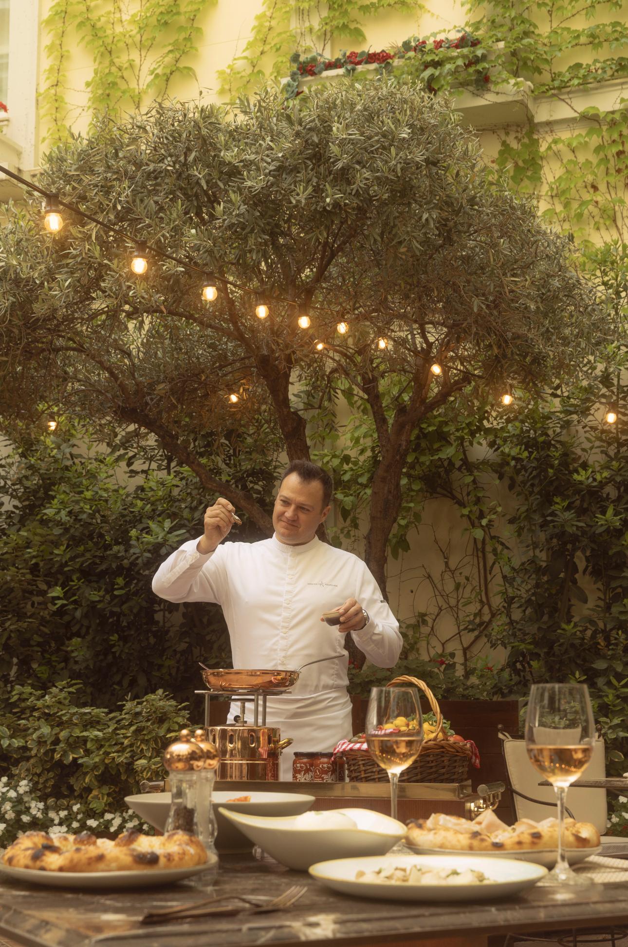 Ο Executive chef Αστέριος Κουστούδης