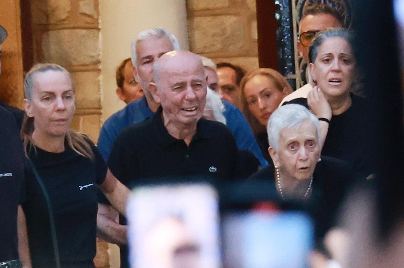 Η οικογένεια του Γιώργου Μαζωνάκη/ NDP Photo Agency