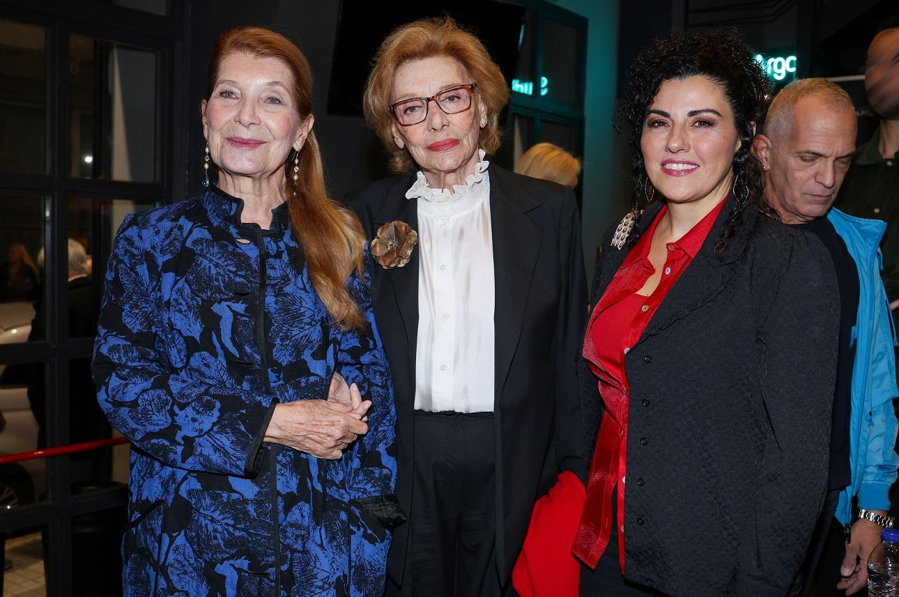 Αιμιλία Υψηλάντη-Μάρω Κοντού-Χρύσα Κλούβα/ NDP Photo Agency