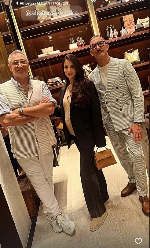 Η Αλεξάνδρα Νίκα με τον Γιώργο και τον Χάρη Ντάβλα/ Φωτογραφία: Instagram/ @george_davlas