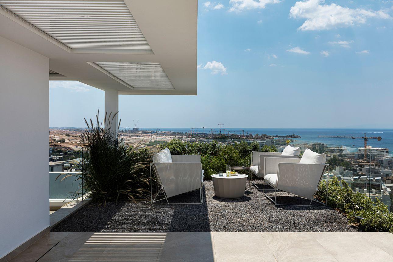 Ο εξωτερικός χώρος του διαμερίσματος/ Φωτογραφία: Γιώργος Κορδάκης