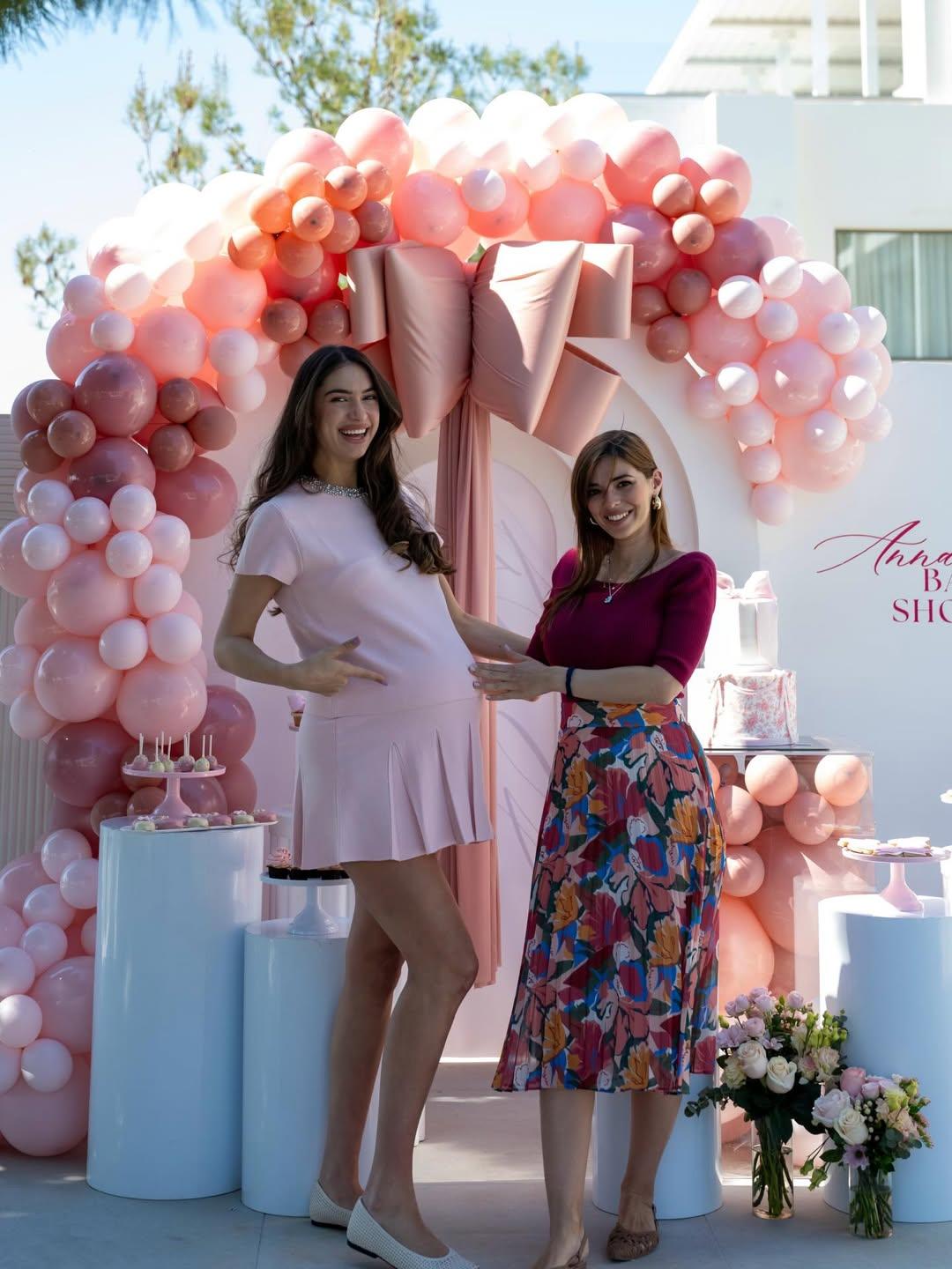 Άννα Πρέλεβιτς, Ντορίνα Δεμερτζή/ @annaprelevic