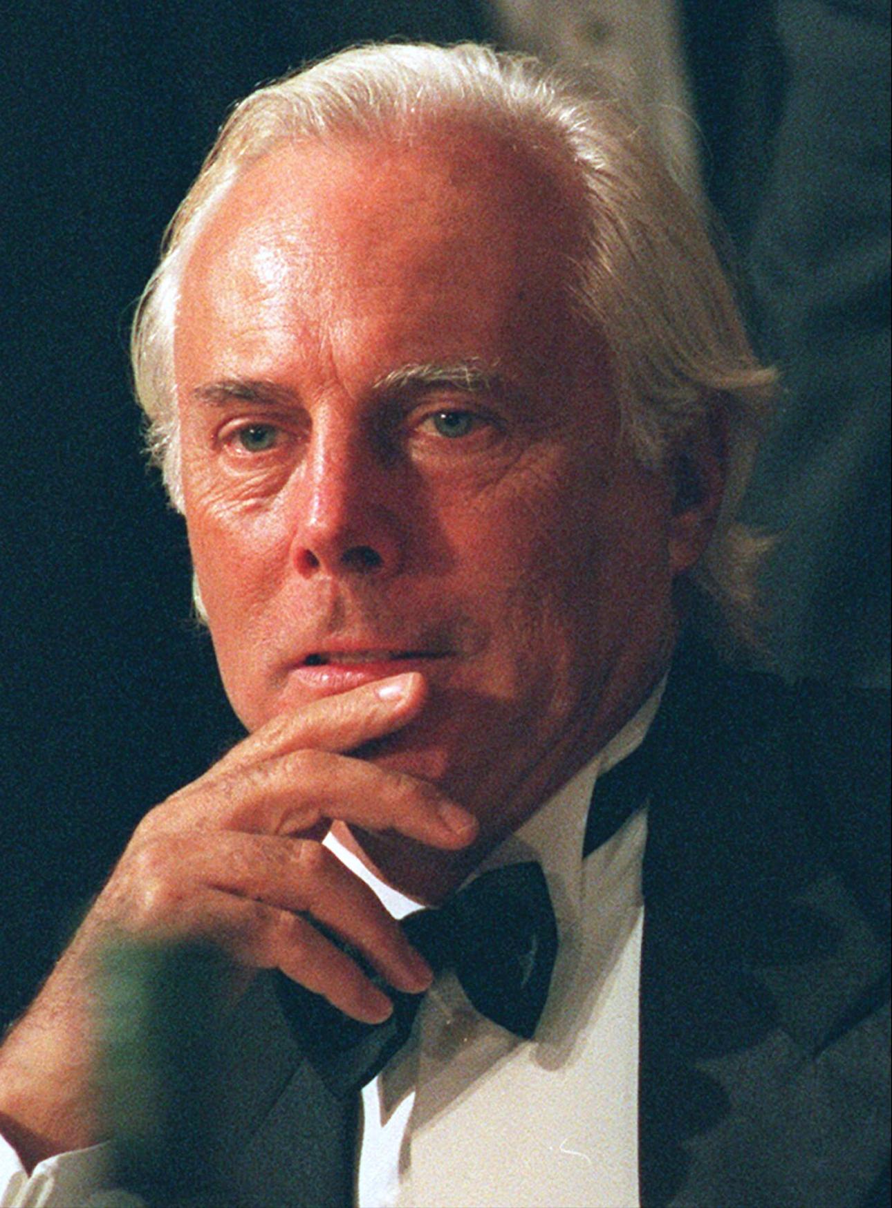 Ο Ιταλός σχεδιαστής μόδας Giorgio Armani στο Ιταλο-Αμερικανικό Ίδρυμα στην Ουάσινγκτον, 29 Οκτωβρίου 1994.