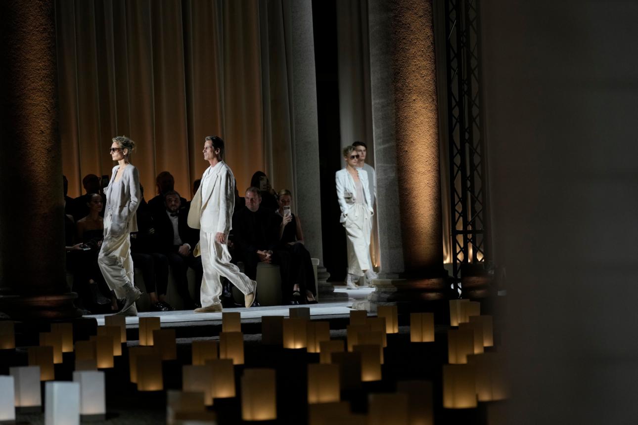  Η τελευταία επίδειξη του Giorgio Armani στην Pinacoteca di Brera. 