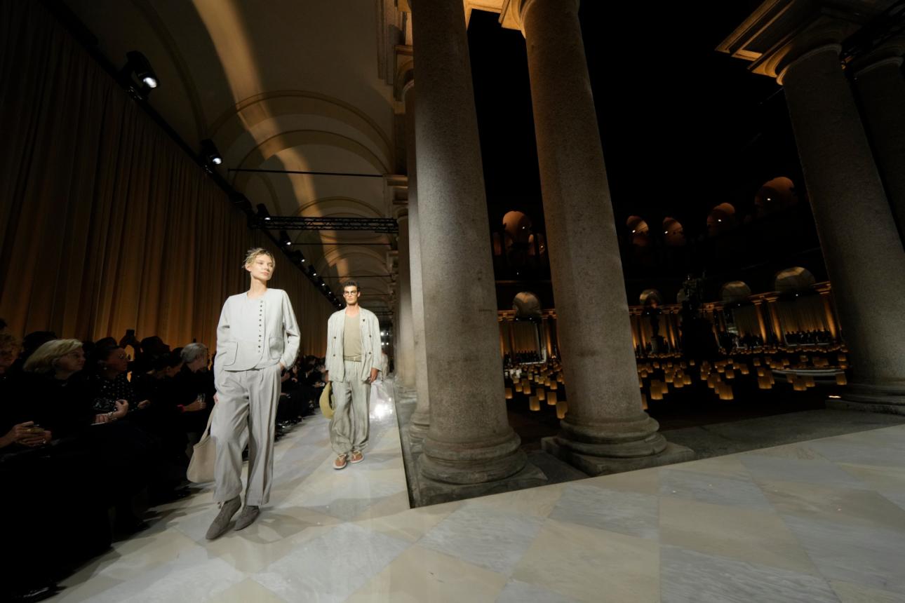 Η κληρονομιά του Giorgio Armani ζωντανεύει στο Μιλάνο. 