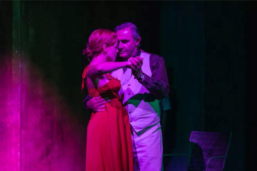 Άρωμα γυναίκας/ θέατρο Βρετάνια