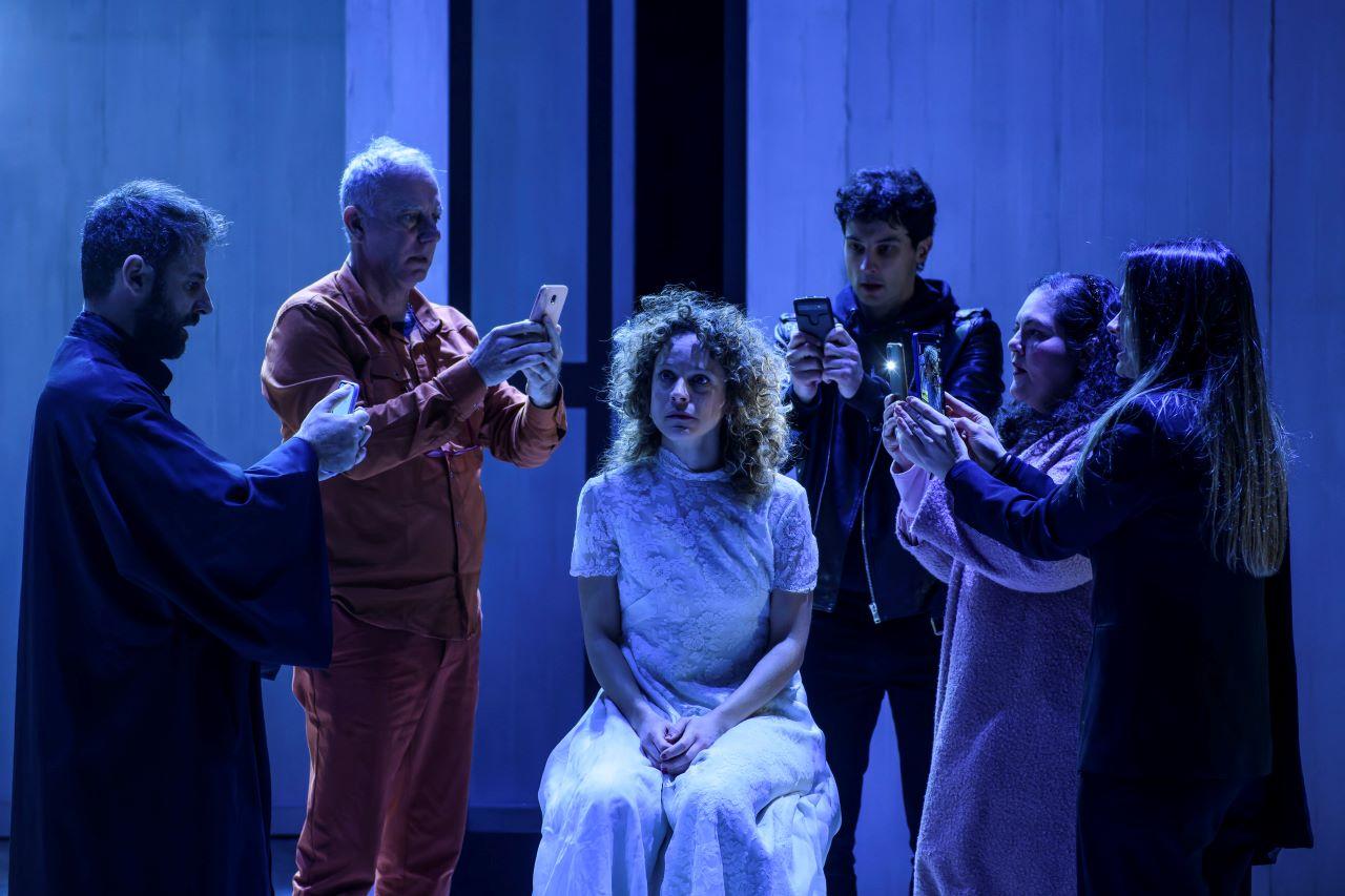 εστιατόριο THirio και θεατρο 