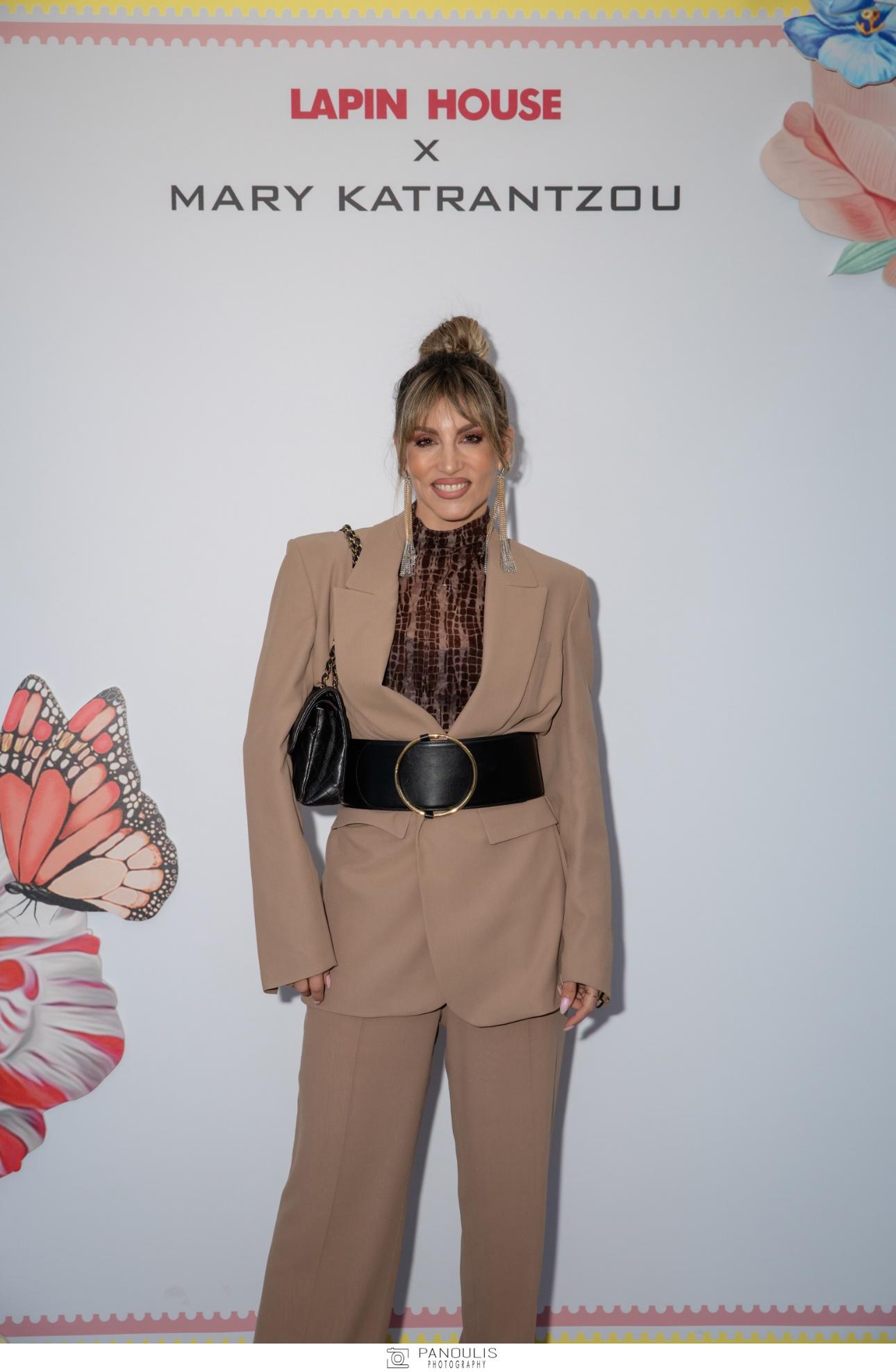 Αθηνά Οικονομάκου