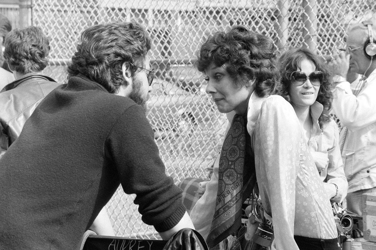 Η Όντρεϊ Χέμπορν με τον γιο της, Σον/ AP Images