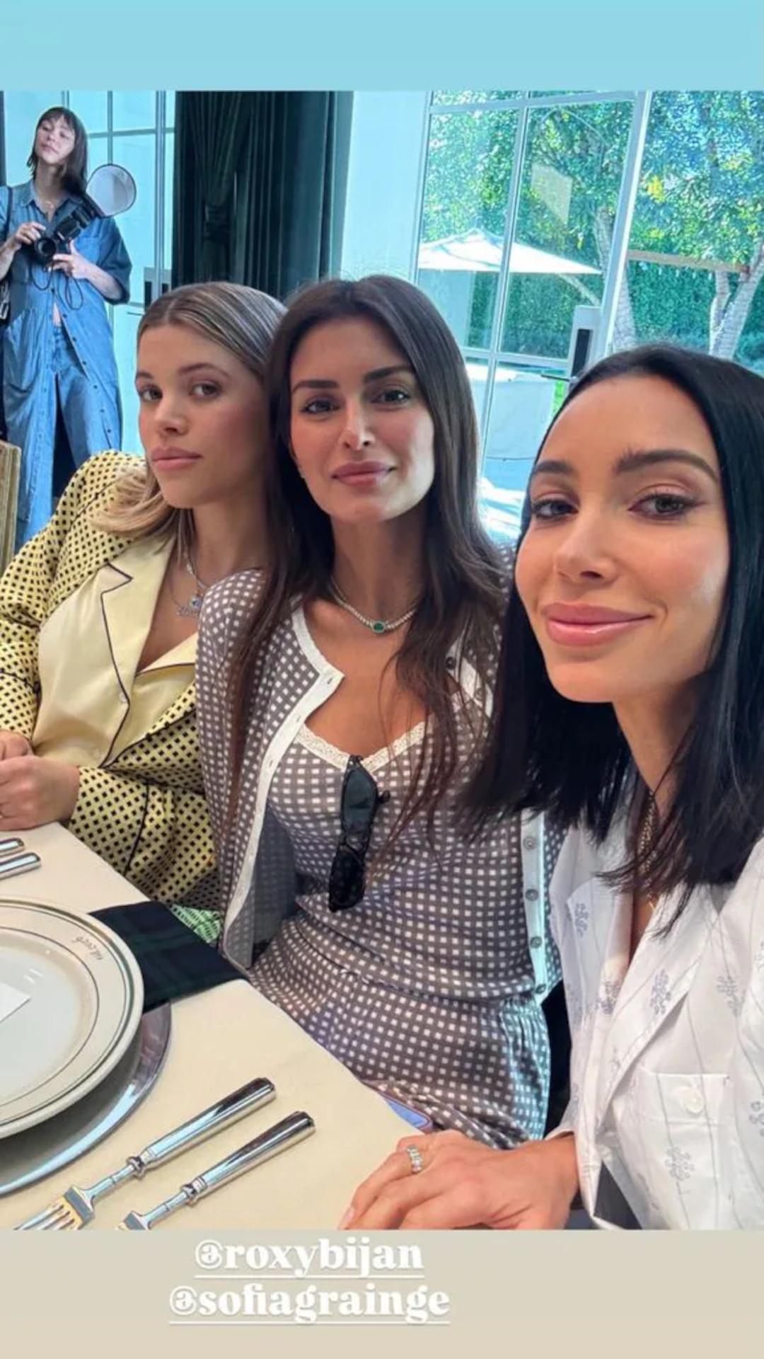 Το baby shower και gender reveal party της Σοφία Ρίτσι/ Φωτογραφία: Instagram/ @sofiagrainge  
