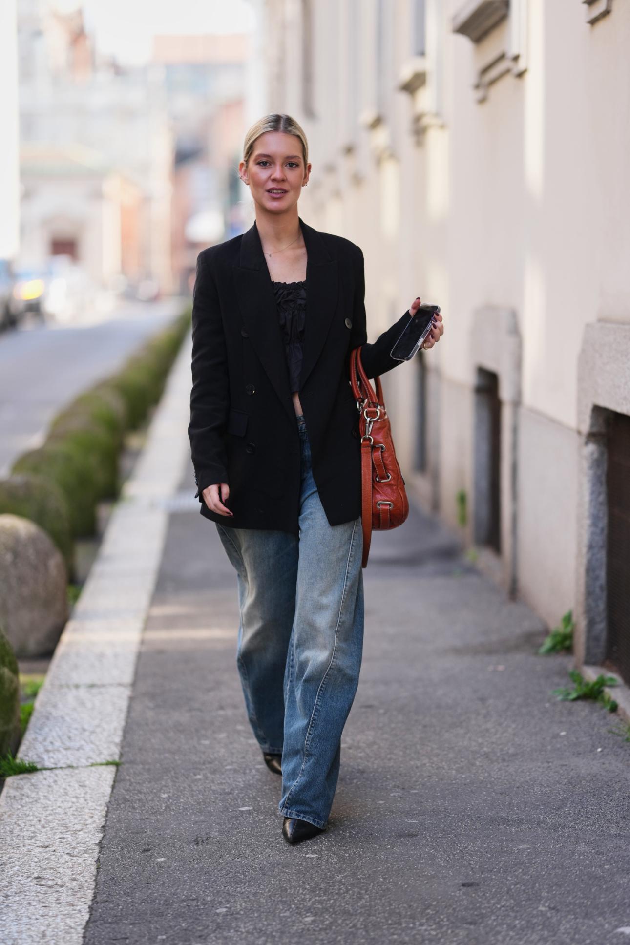 Balloon τζιν με kitten heels /Φωτογραφία: Getty