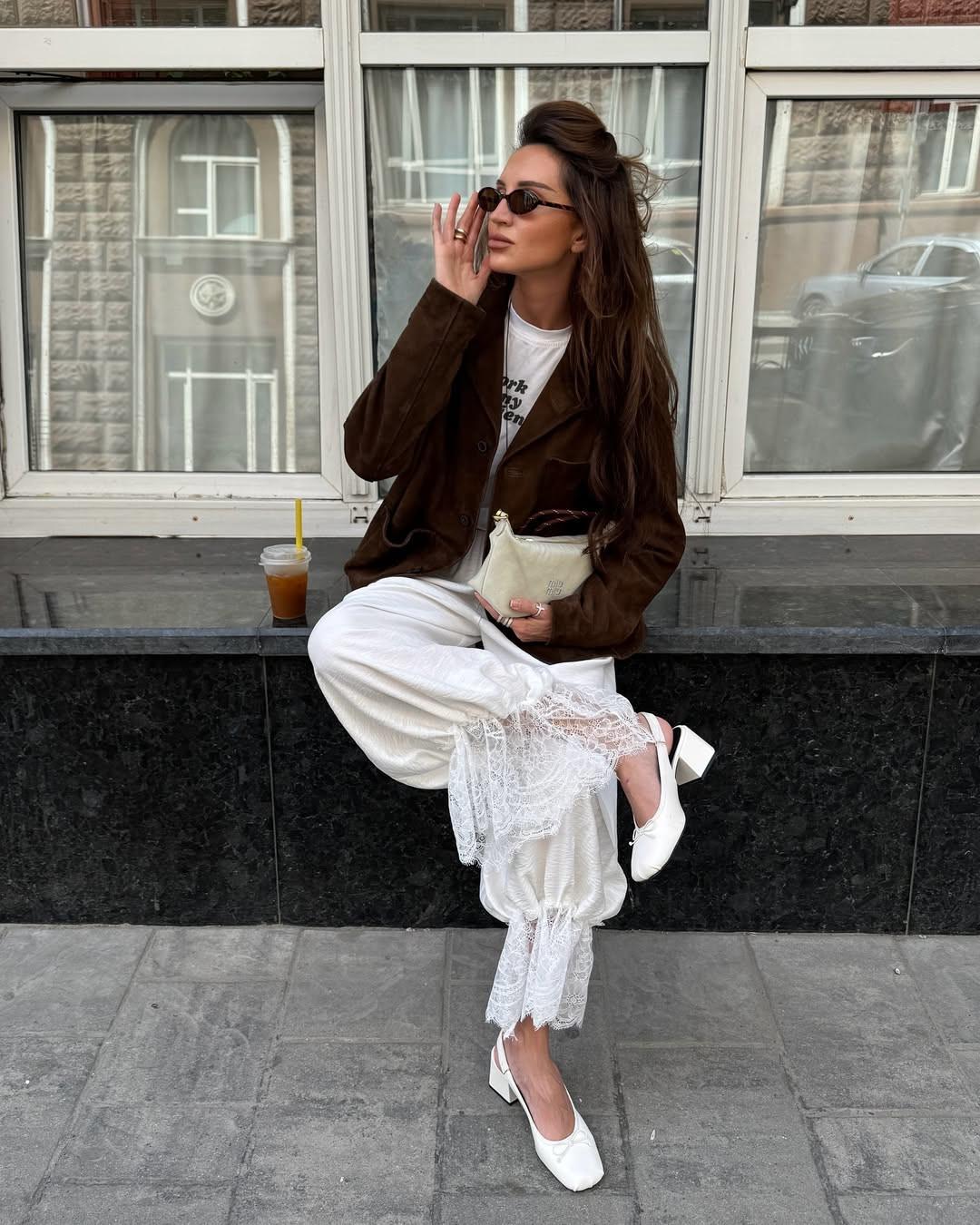 Bloomer με jacket/Φωτογραφία: Instagram/prohoda
