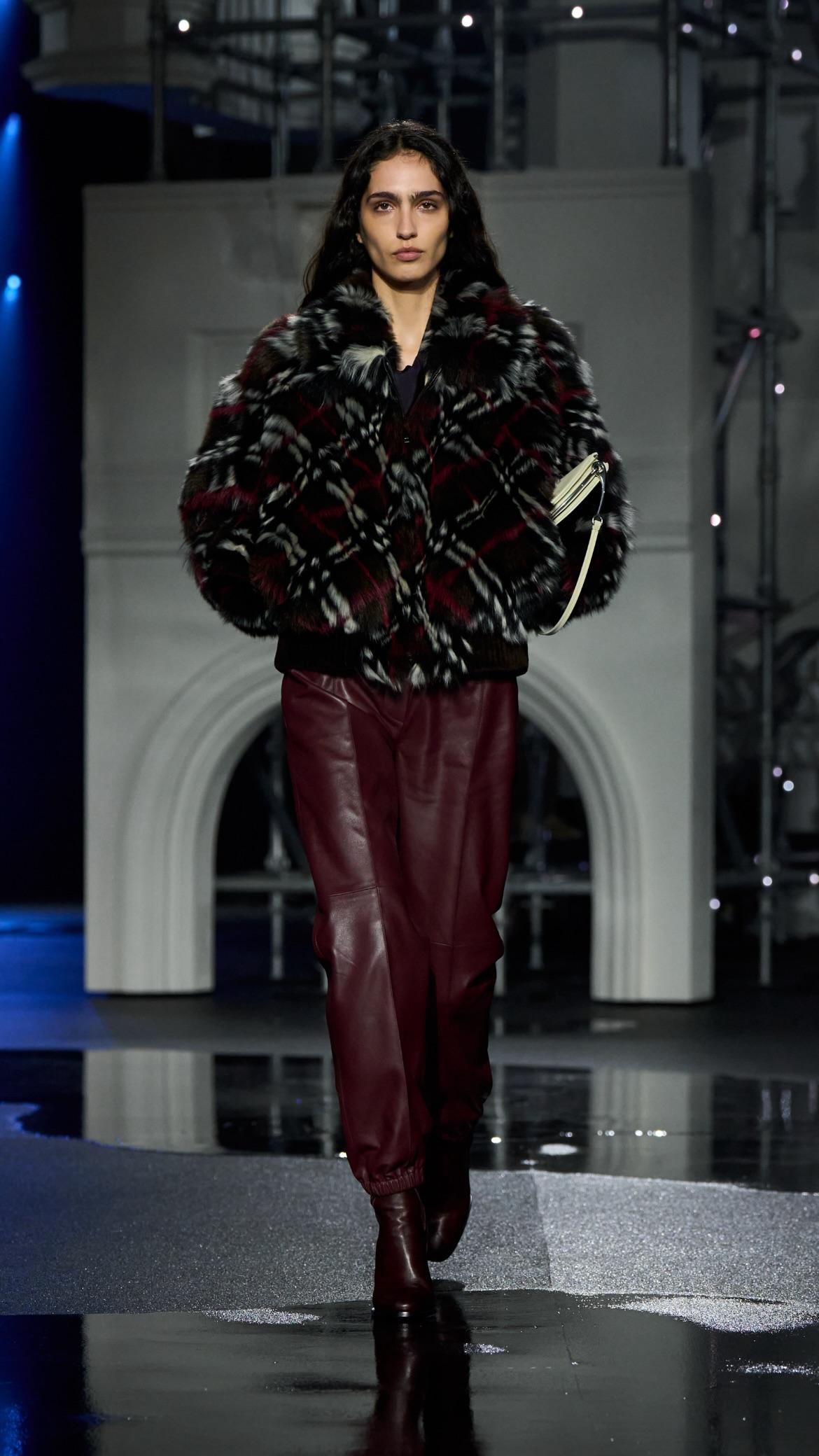 Burberry F/W 2026-2027