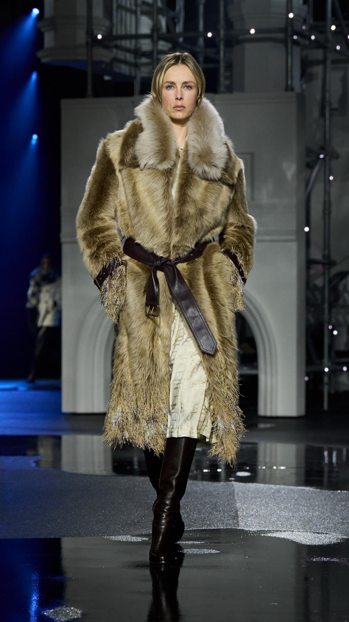 Burberry F/W 2026-2027