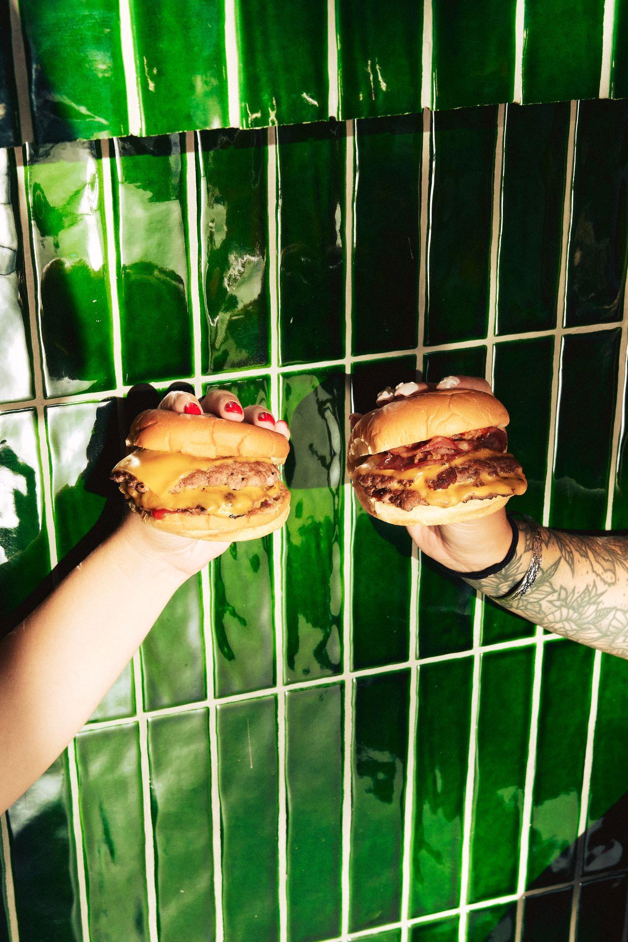 Λαχταριστά burgers