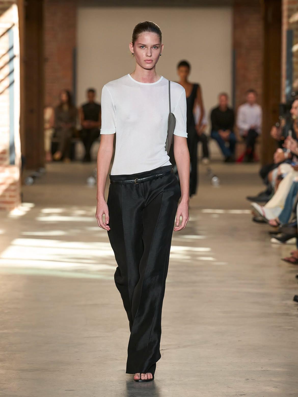 Calvin Klein S/S 2027/ @calvinklein
