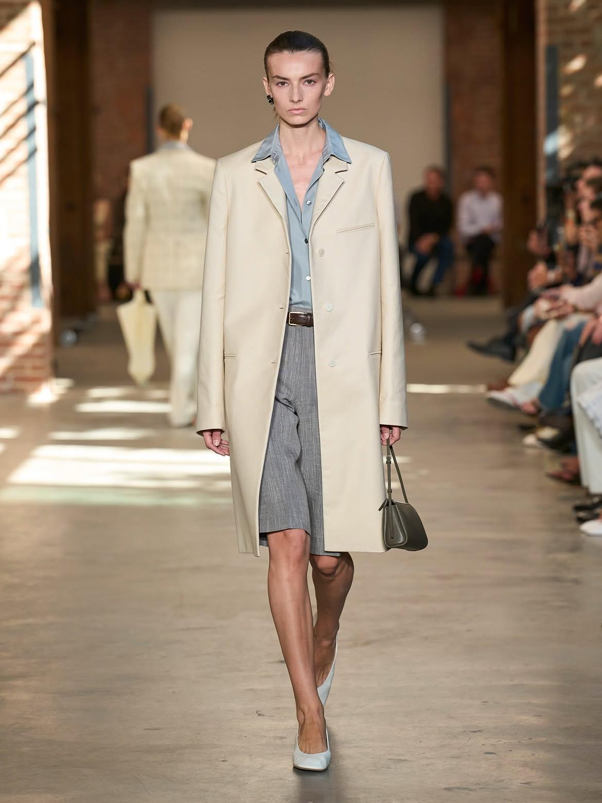 Calvin Klein S/S 2027/ @calvinklein