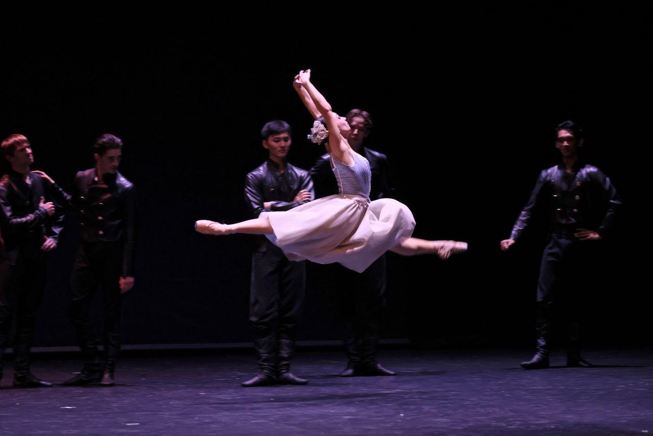  Christmas Theater στις 4 και 5 Απριλίου 