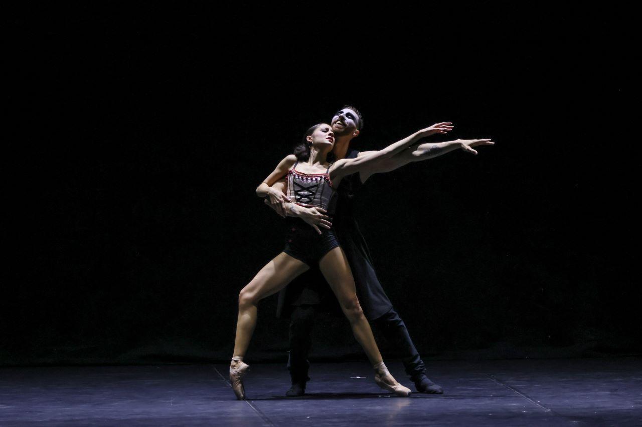 Από την παράσταση 