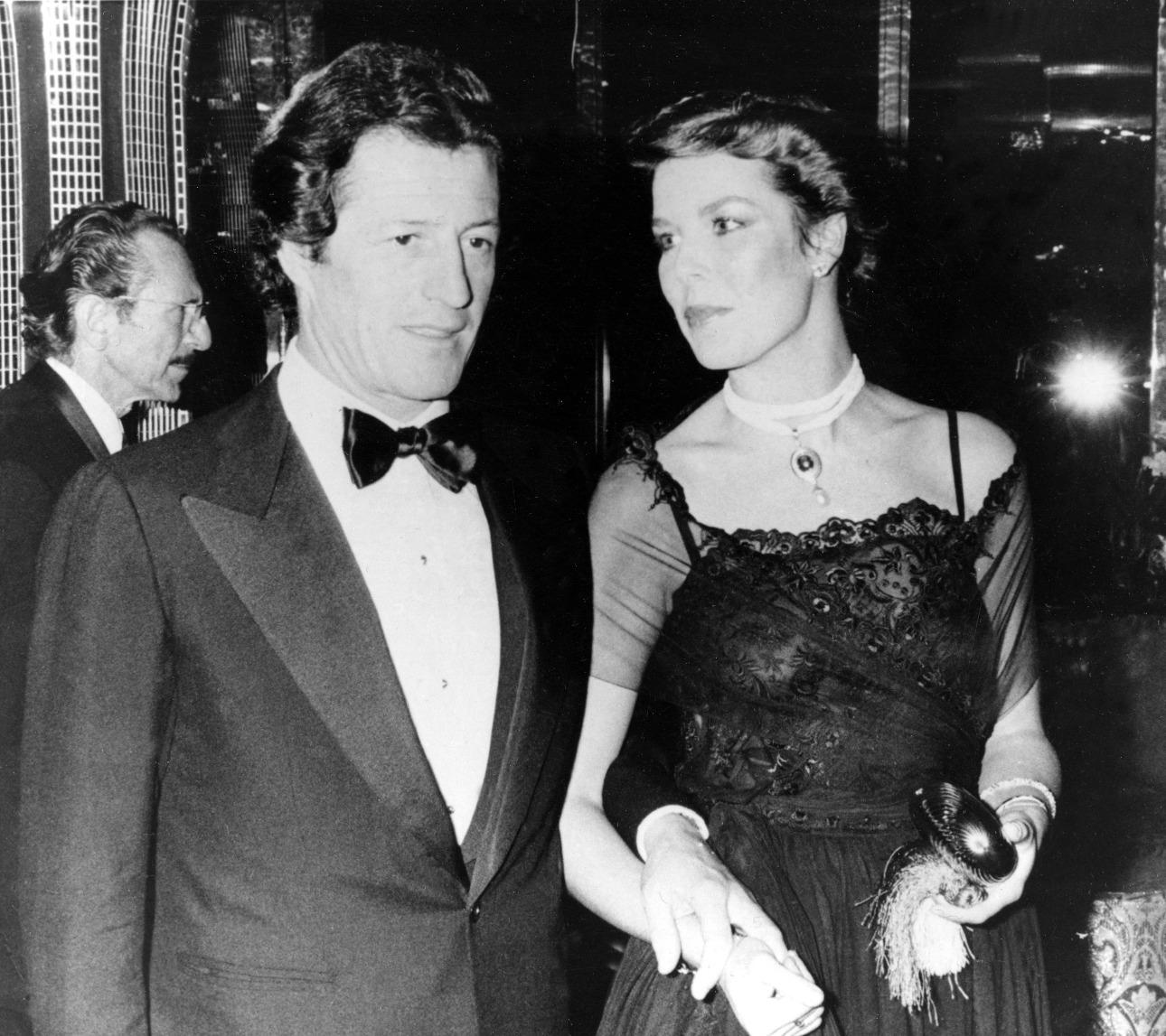 Η Καρολίνα του Μονακό με τον Φιλίπ Ζουνό το 1979/Φωτογραφία: AP Photo