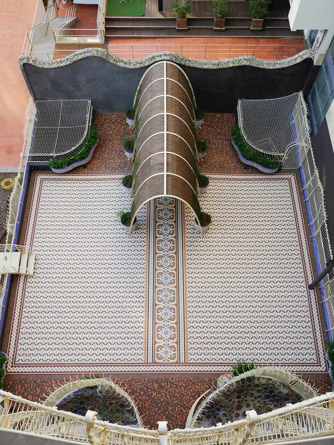 Άποψη της αποκατεστημένης Casa Battlo του Αντόνι Γκαουντί/ Φωτογραφία: Instagram/ @casabatllo