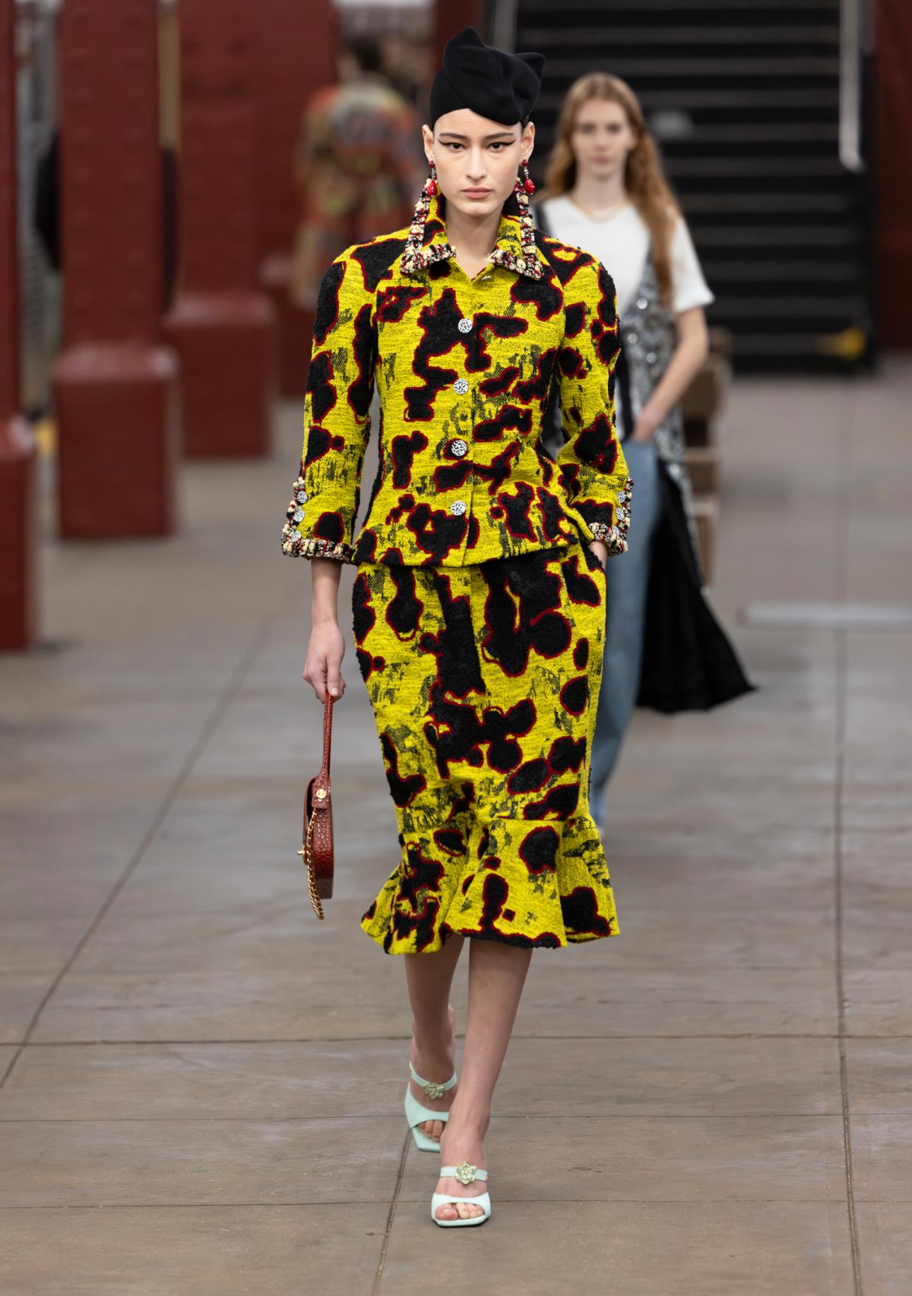  Σιλουέτες που θα συναντούσες στο Manhattan, αλλά μέσα από τον φακό ενός auteur. 