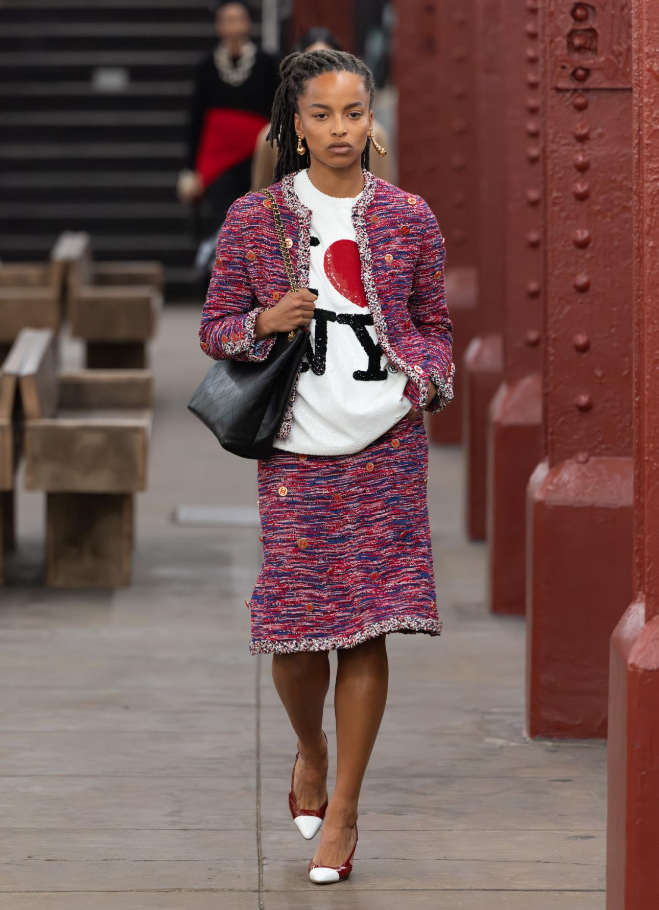 Η Chanel ξαναγράφει τους κανόνες. 