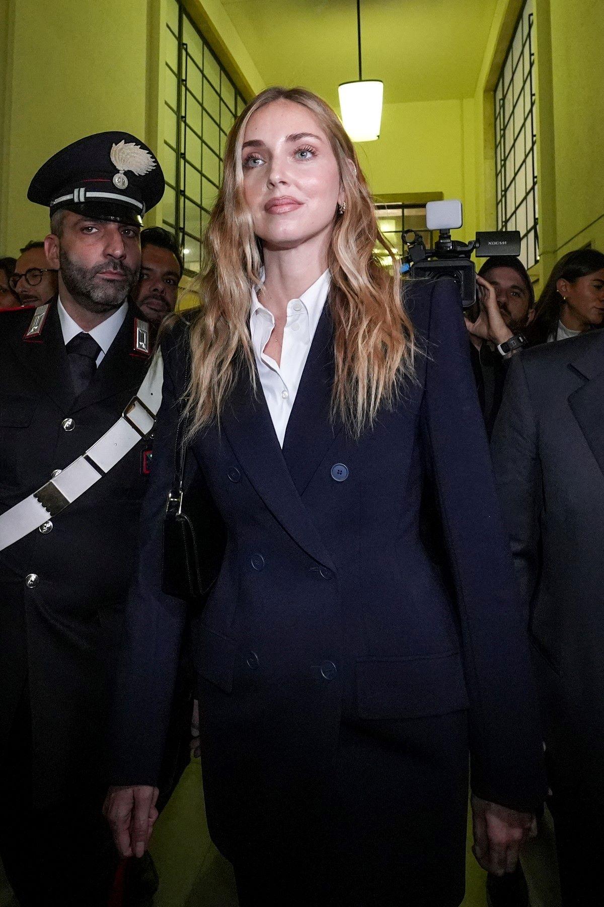 Το look της Κιάρα Φεράνι στο δικαστήριο/ Φωτογραφία: ﻿Abaca Press / Profimedia 