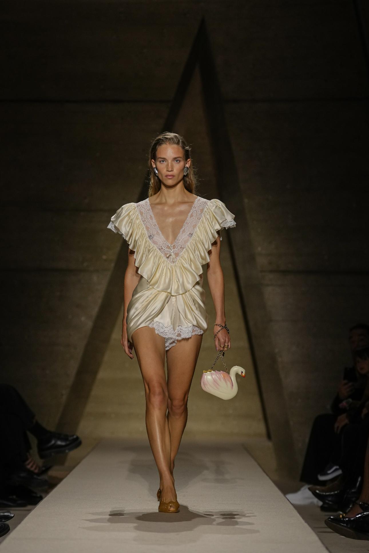 Chloé S/S 2026/ AP Images