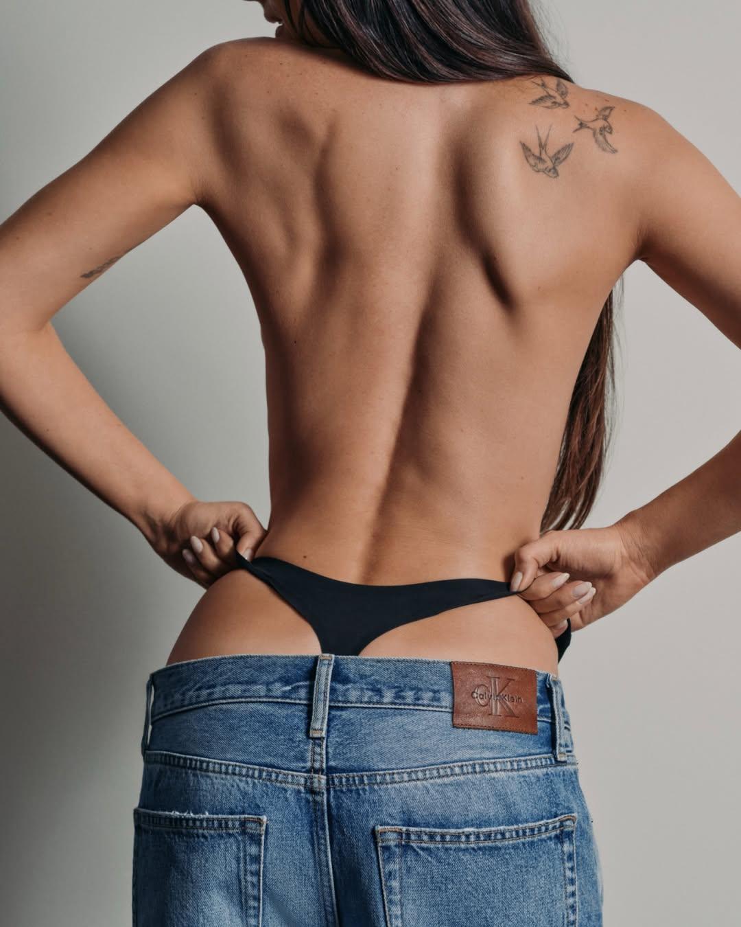 Ντακότα Τζόνσον/ Calvin Klein