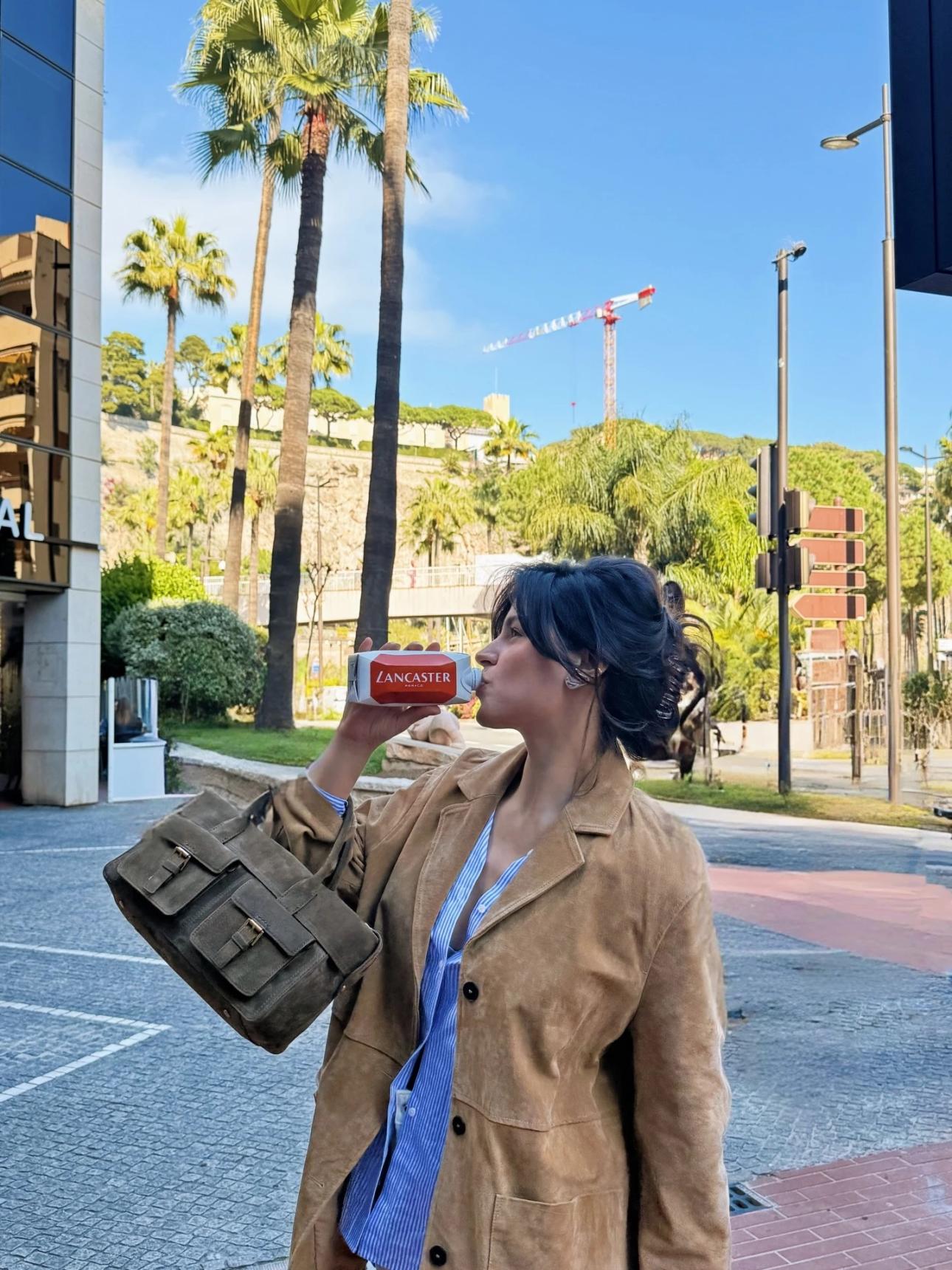 Δανάη Παππά/ @danouuz