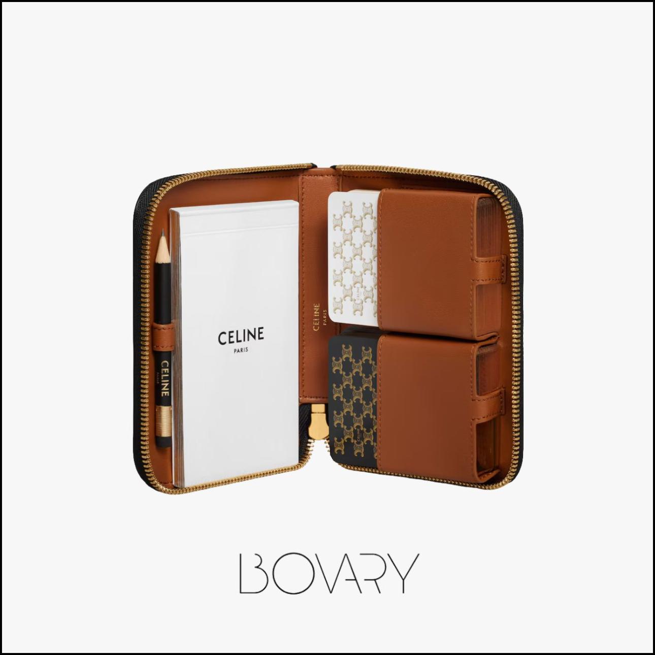Σετ χαρτιών, €530, Celine, celine.com