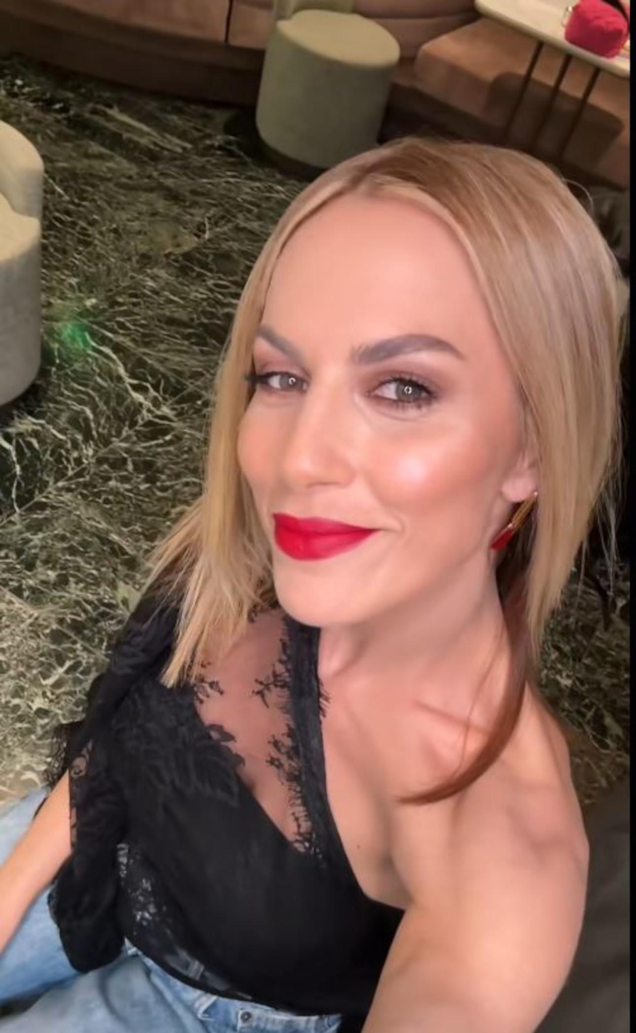 Το κούρεμα της Ντορέττας Παπαδημητρίου/@dorettapapadimitriou_official 