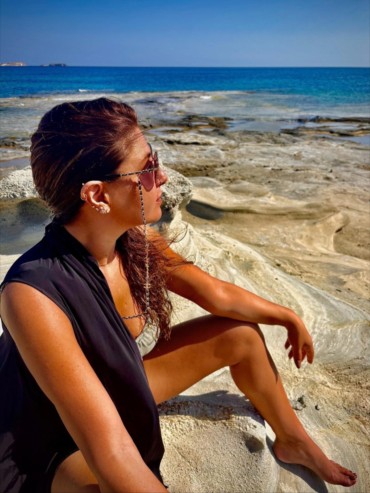   Φωτογραφία/Instagram: @helenapaparizouofficial  