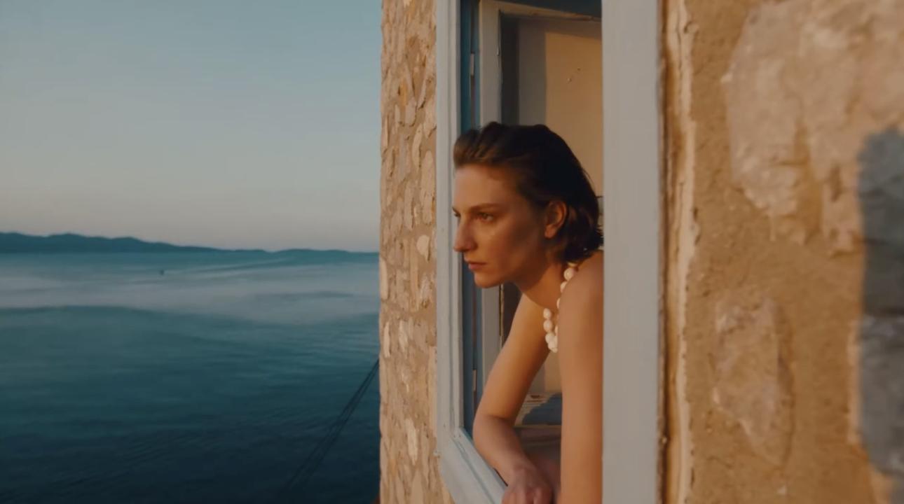  Κοχύλια, παλιά κλειδιά και αντικείμενα με ιστορία μεταμορφώνονται σε μοναδικά κοσμήματα./Φωτογραφία: Απόστολος Κουκουσάς  