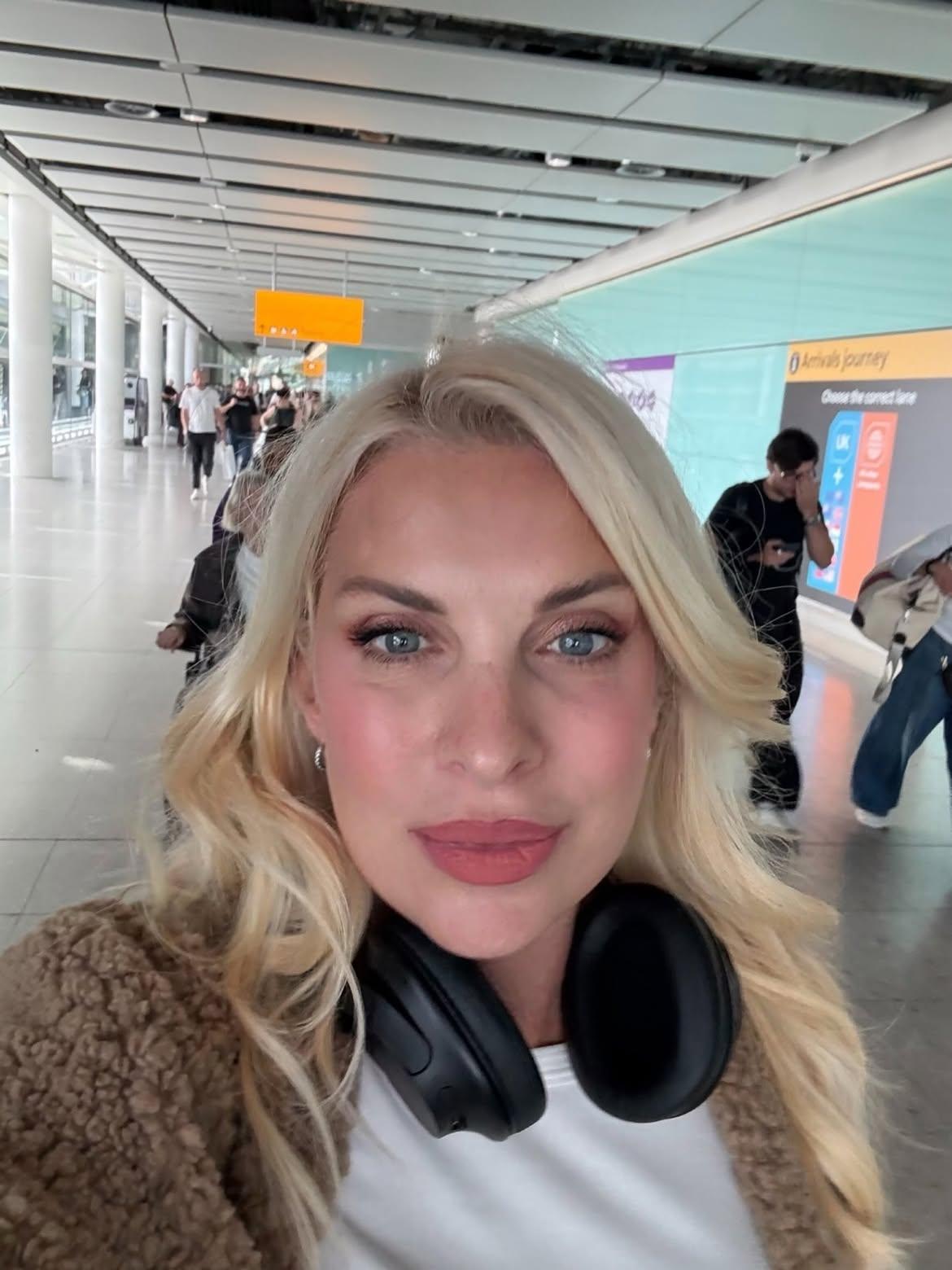 Ελένη Μενεγάκη/ @elenimenegaki