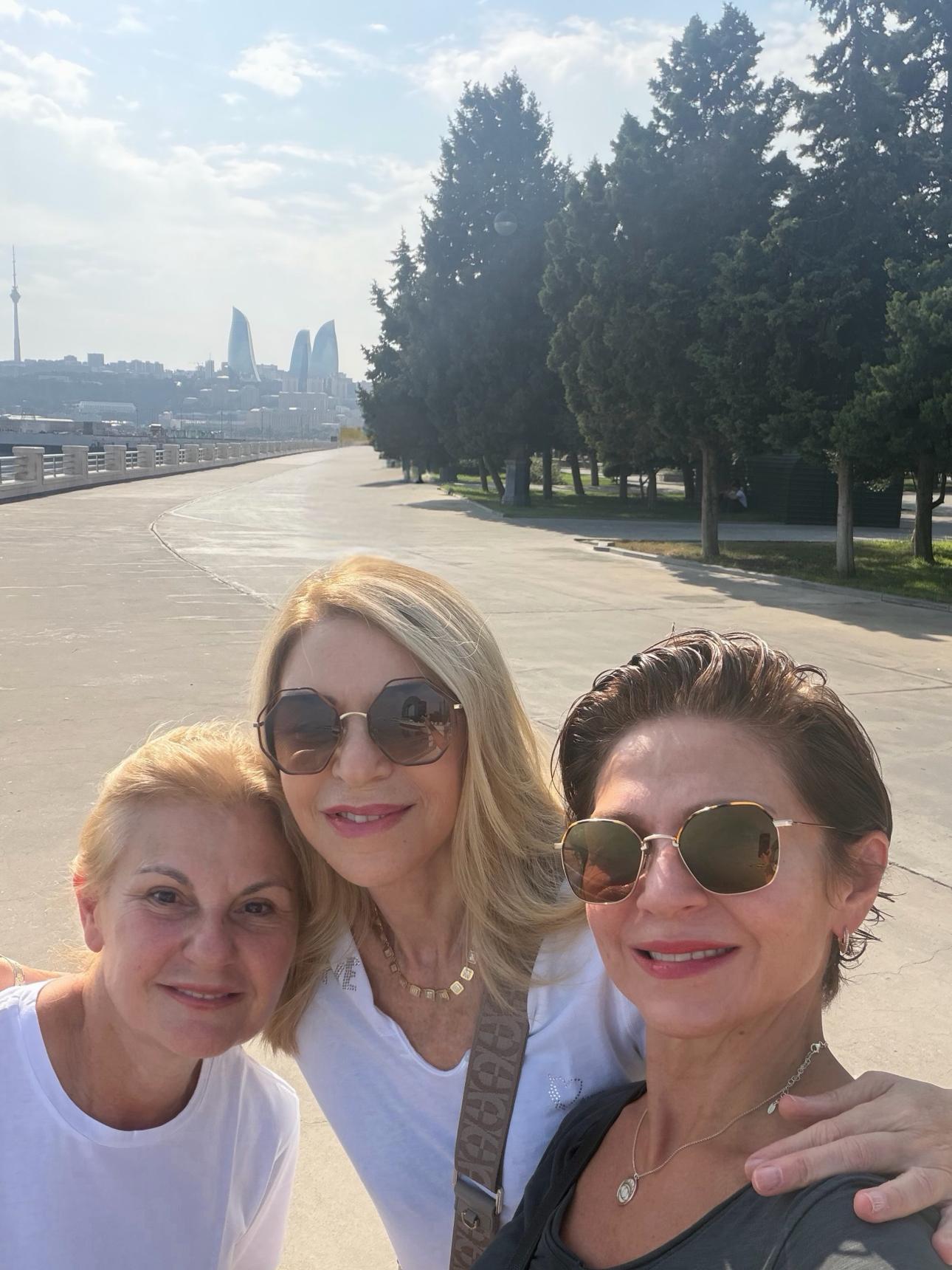 Έλλη Στάη, Ταμίλα Κουλίεβα/ @tamillakulievaofficial