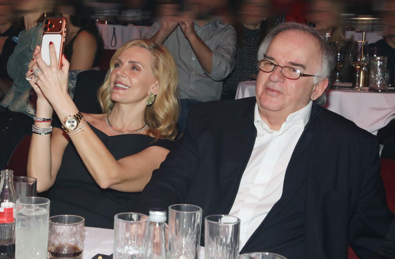 Η Έμυ Λιβανίου με τον σύντροφό της, Πέτρο Παππά/ Φωτογραφία: NDP Photo Agency 