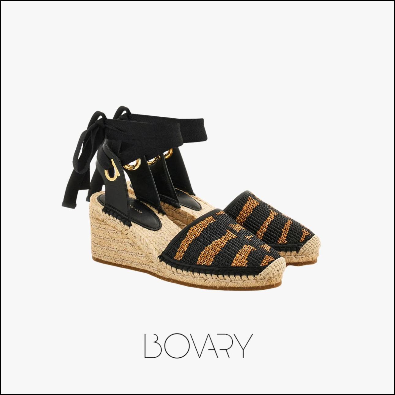 Εσπαντρίγιες, €750, Ferragamo, ferragamo.com